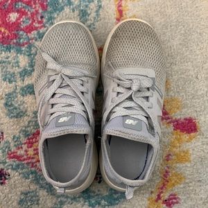 New Balance fresh foam size 7 gray knit sneakers